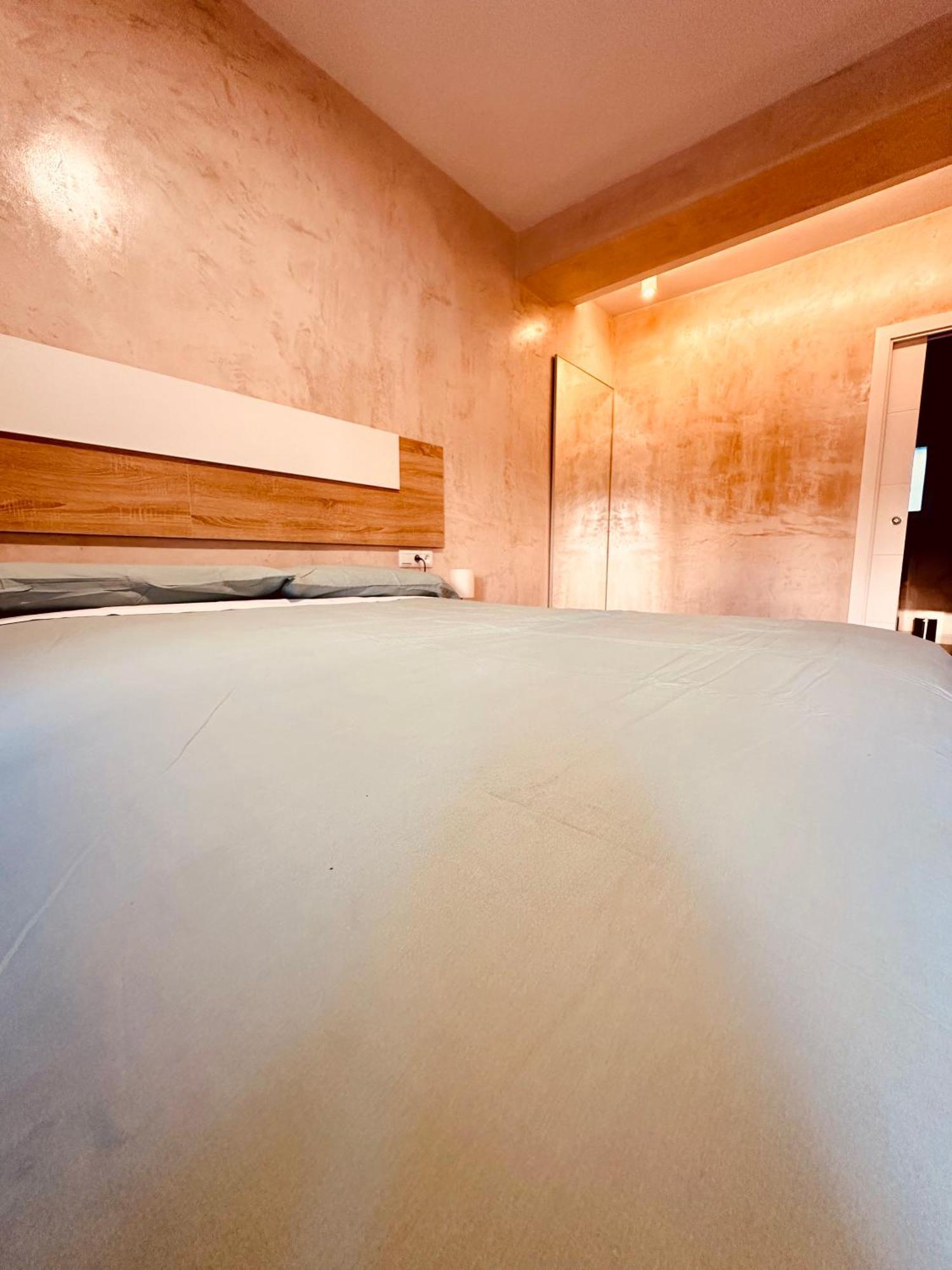 רונדה Cherry Jacuzzi Apartment מראה חיצוני תמונה